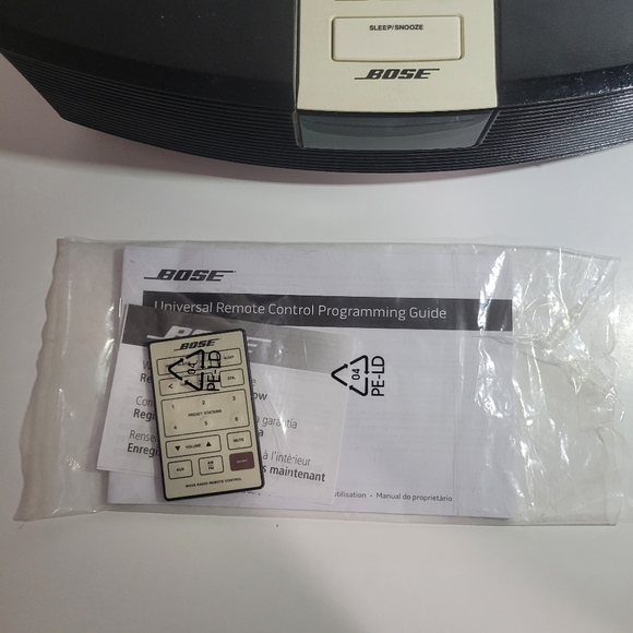 COPY - Bose speaker black wave radio AWR1-1W with remote and instructions bundle - Picture 6 of 14